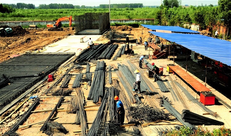 《水利精彩瞬间》：火热的水利建设工地——霍邱县人饮安全工程施工。（胡波摄）.jpg